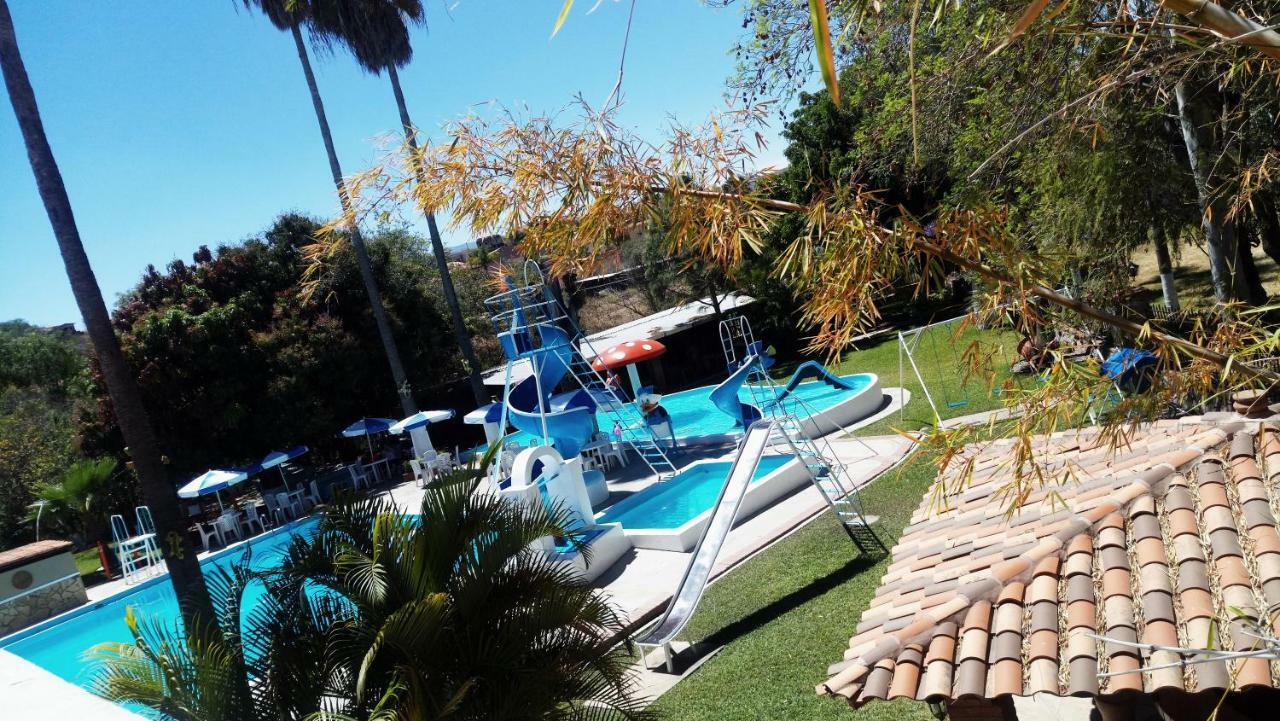 Hotel Brambila Union de Tula Bagian luar foto